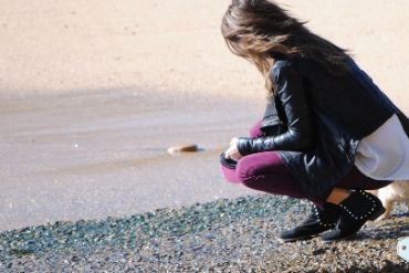 ankle boots coloured jeans coastal style